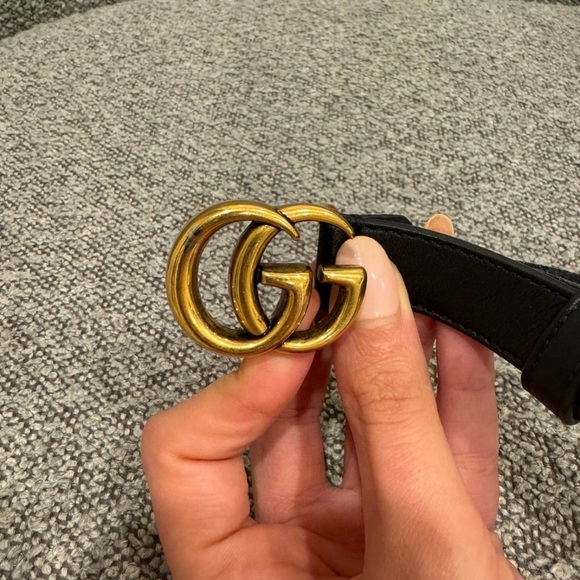 Gucci Marmont thin Belt with Gold GG Buckle - Picture 10 of 11